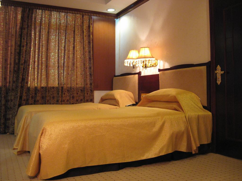 W.Y. Lera Hotel Гуанчжоу Экстерьер фото