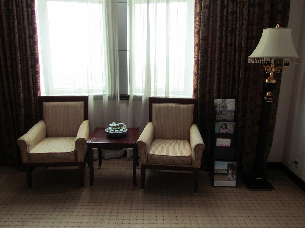 W.Y. Lera Hotel Гуанчжоу Экстерьер фото