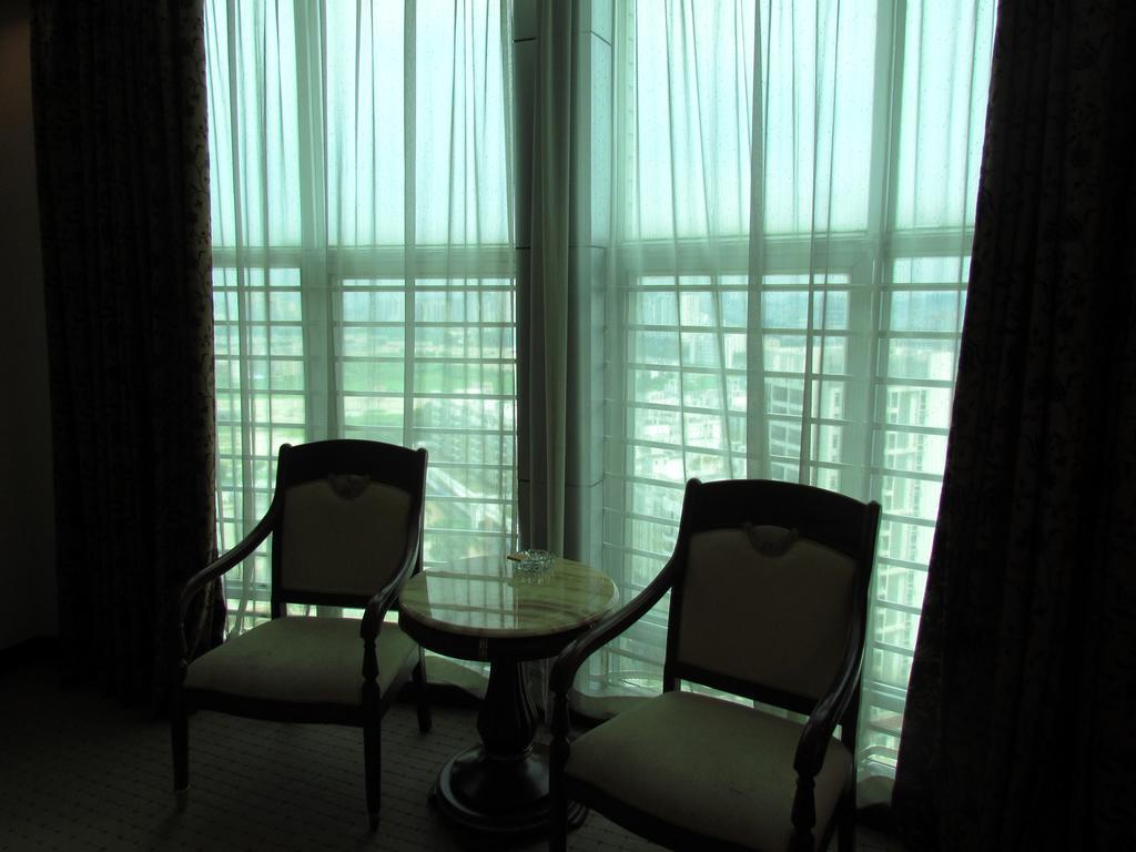 W.Y. Lera Hotel Гуанчжоу Экстерьер фото
