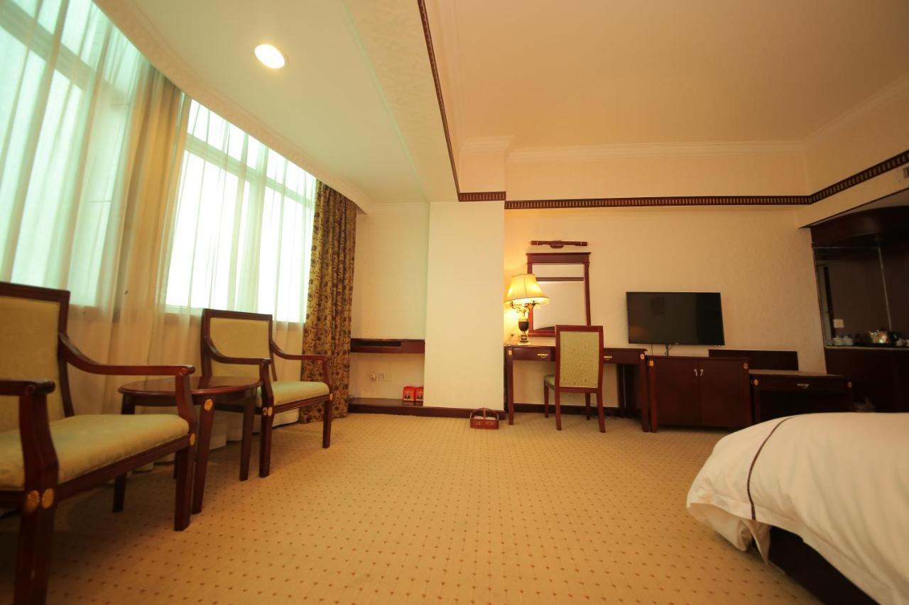 W.Y. Lera Hotel Гуанчжоу Экстерьер фото