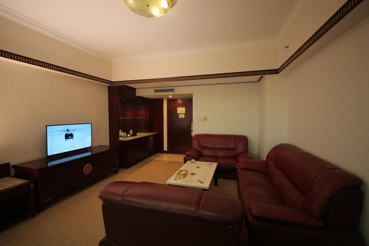 W.Y. Lera Hotel Гуанчжоу Экстерьер фото