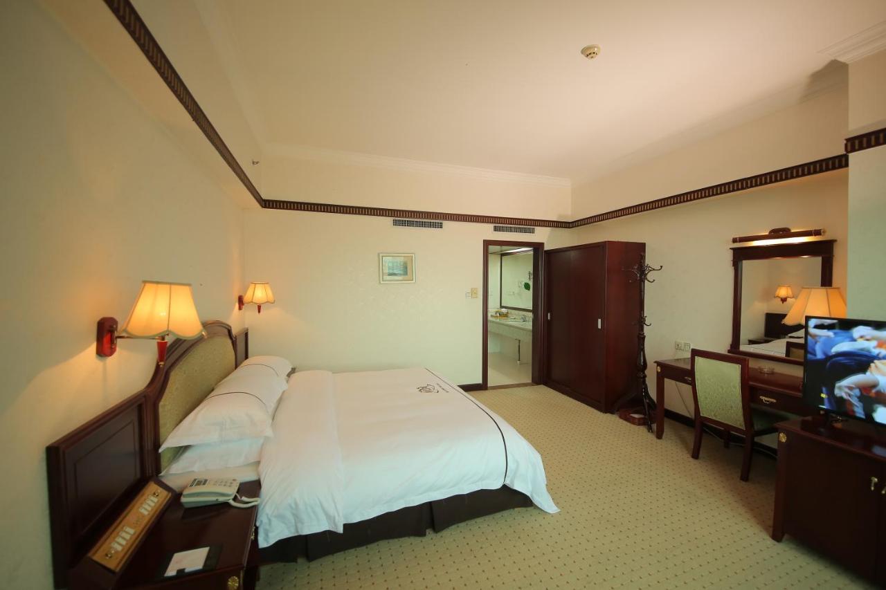 W.Y. Lera Hotel Гуанчжоу Экстерьер фото